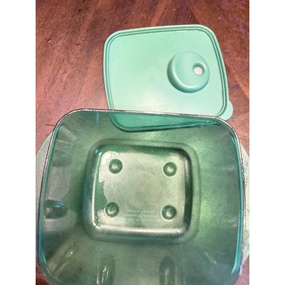 Tupperware Rock N Serve Set of 4 with lids